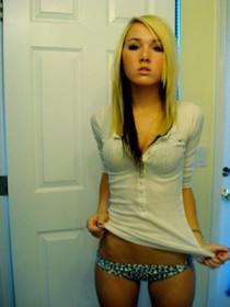 Mature wife posing on the
